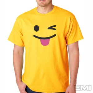 Camiseta com emoji